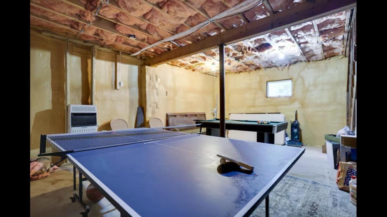 Weekend At Bernie's Ii! *pet-friendly* *jacuzzi Tub* *pool Table* * Long Pond
